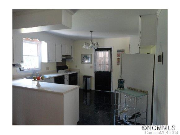 64 Beechwood Dr - Photo 14