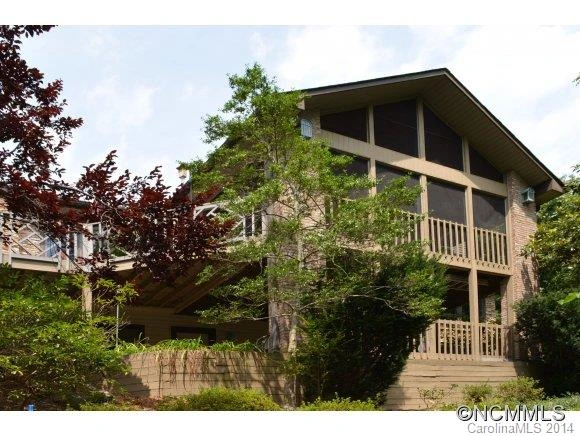 53 Wake Robin Place
