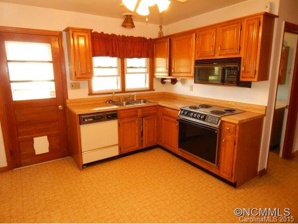429 WELLS ROAD - Photo 11