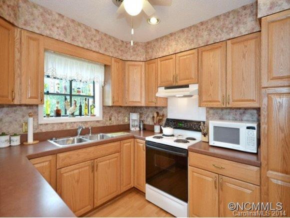 1404 FLEETWOOD PLAZA - Photo 12