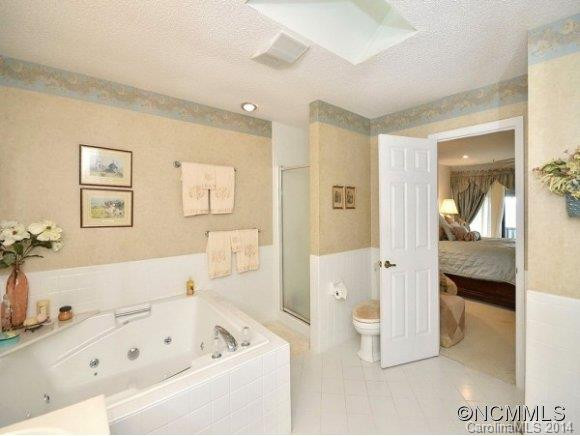 1404 FLEETWOOD PLAZA - Photo 16