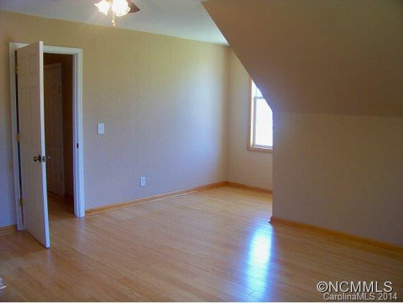 33 Rowe Court - Photo 13