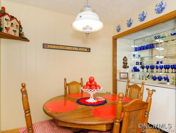 205 Locust Drive - Photo 6