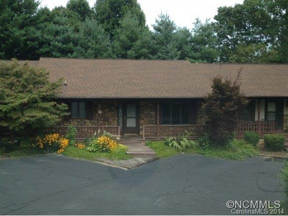 14 Rolling Ridge Way