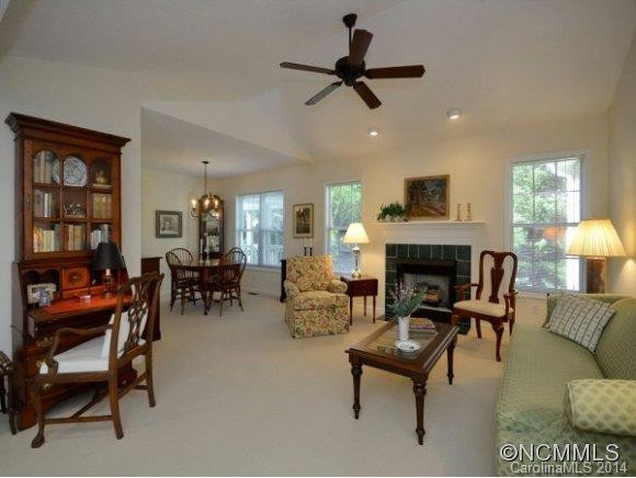 4 PINEHURST COURT - Photo 3
