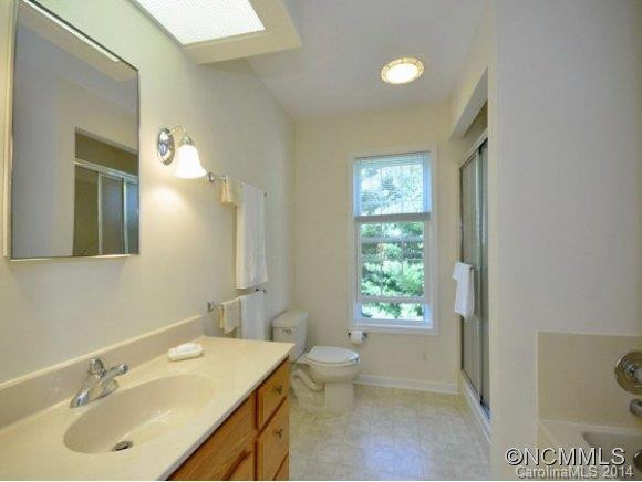 4 PINEHURST COURT - Photo 10