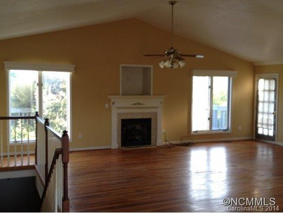 44 Rodeo Dr - Photo 3