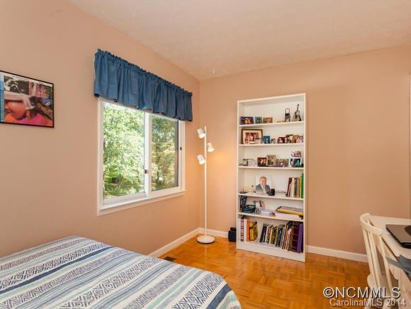 312 Huff Street, Unit B - Photo 16