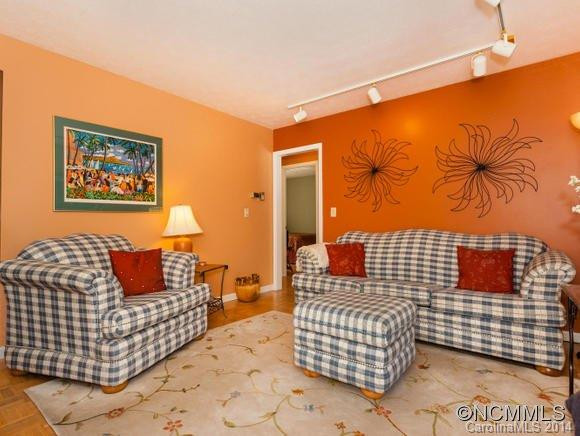 312 Huff Street, Unit B - Photo 3