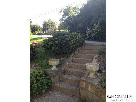 23 Parkwood Avenue - Photo 7