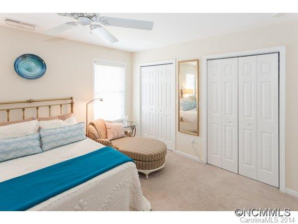 2 Rotunda Circle - Photo 14
