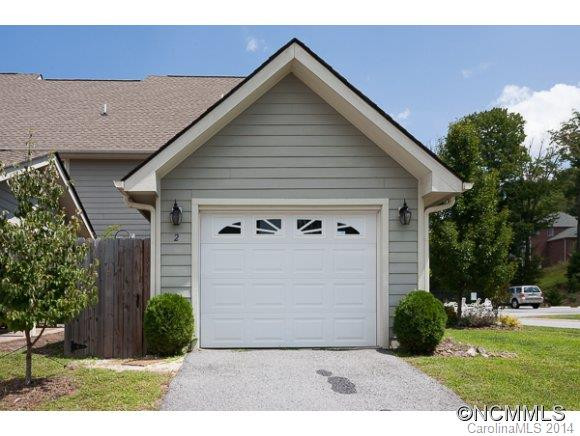 2 Rotunda Circle - Photo 24