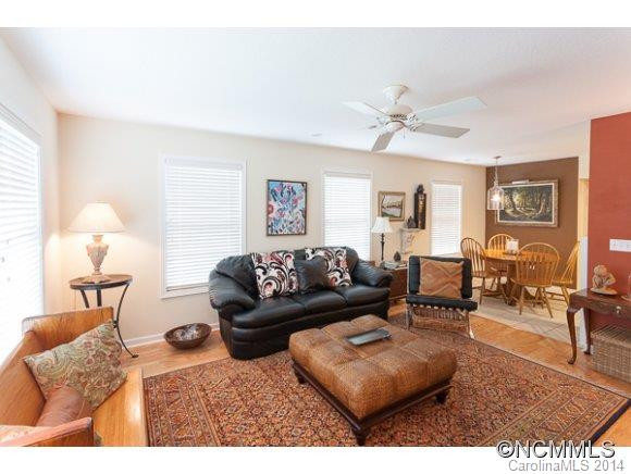 2 Rotunda Circle - Photo 4
