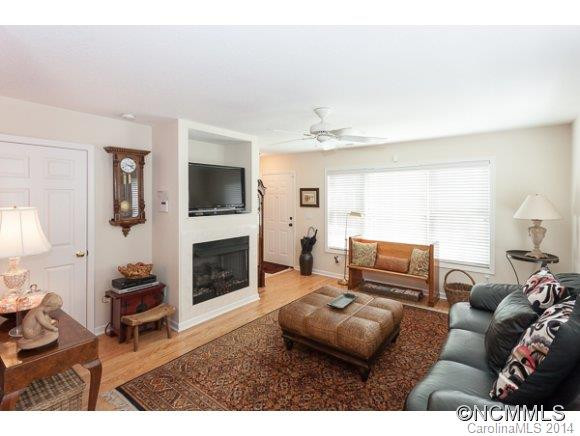 2 Rotunda Circle - Photo 5