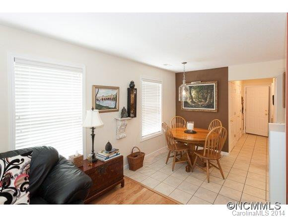 2 Rotunda Circle - Photo 6