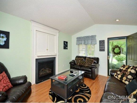 211 FAIRWAY VIEW DRIVE - Photo 4