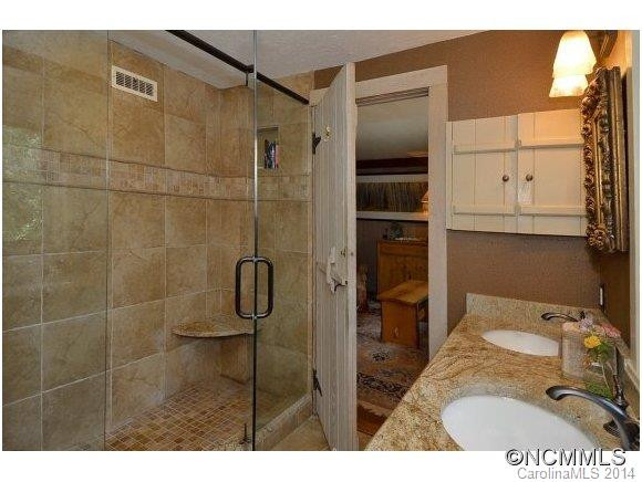 230 Overlook Circle - Photo 12