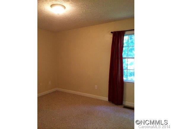 20 Candlestick - Photo 14