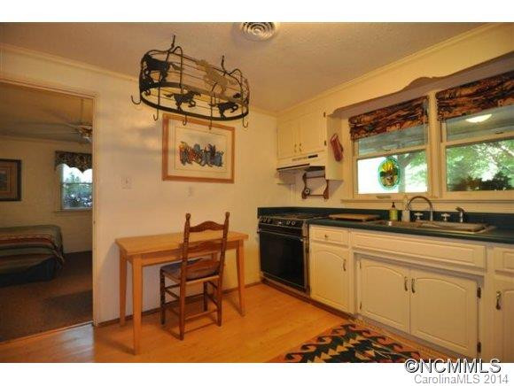 85 Riverby Road - Photo 17