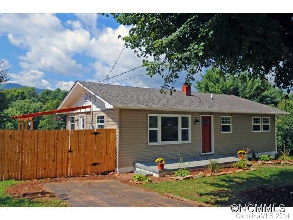 390 Oakdale Road - Photo 3