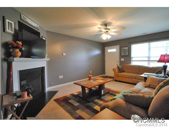 99 Thea Ln - Photo 2