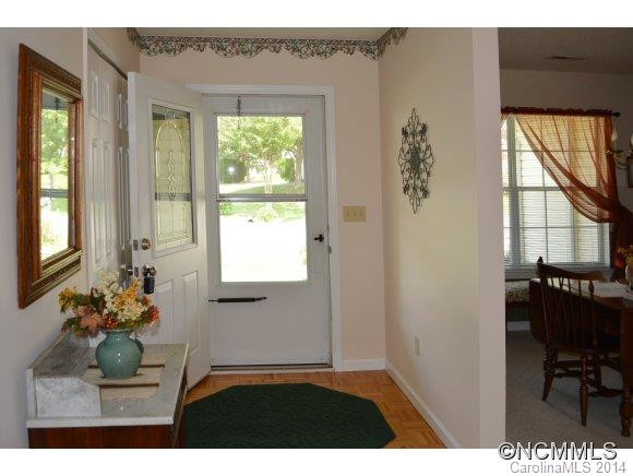 522 Woodfield Lane - Photo 3