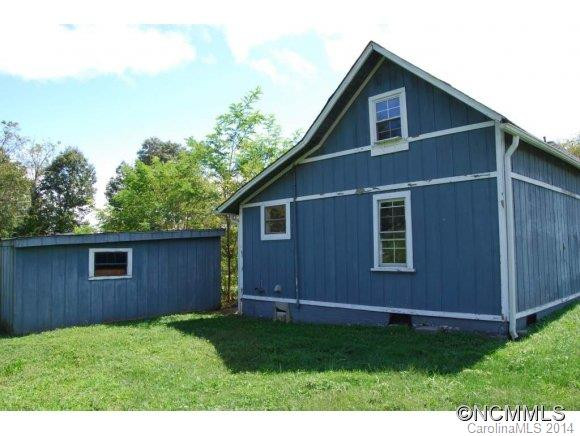 114 E King St - Photo 3