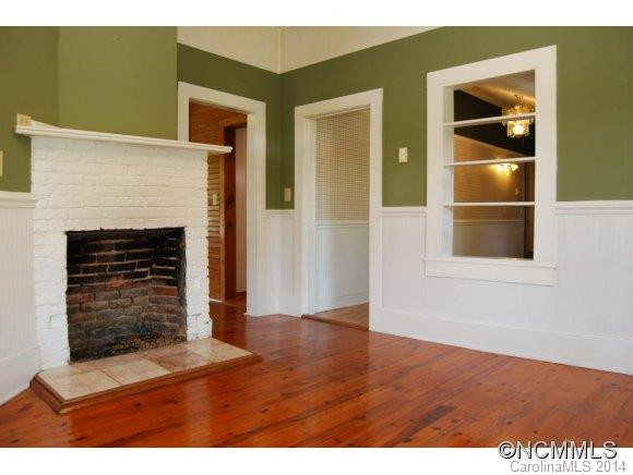 114 E King St - Photo 5
