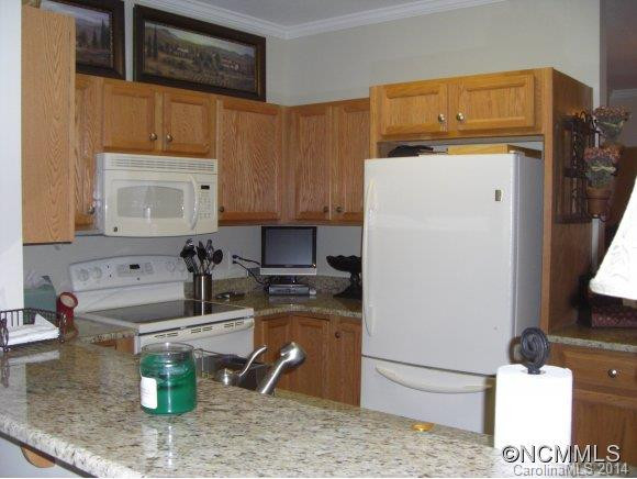 64 Foxden Drive #101 - Photo 4