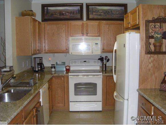 64 Foxden Drive #101 - Photo 5
