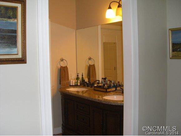 64 Foxden Drive #101 - Photo 8