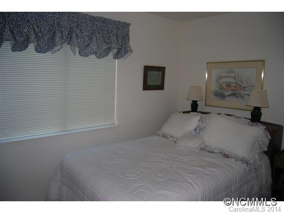 8 Woodlands Drive - Photo 7