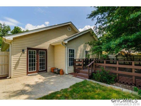 42 Stonebridge Drive - Photo 2