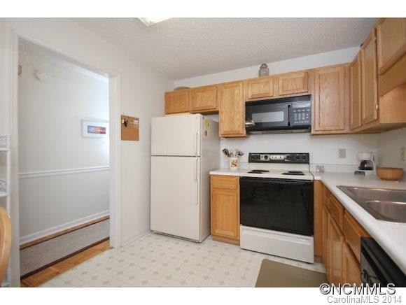 2403 Idle Hour Drive - Photo 12