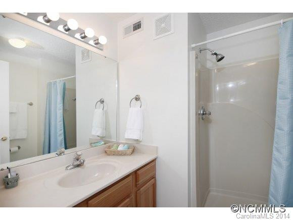 2403 Idle Hour Drive - Photo 17