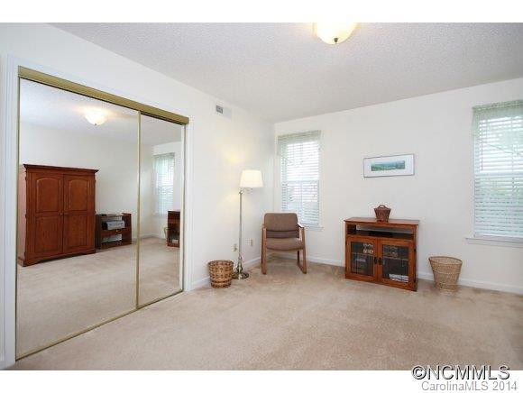 2403 Idle Hour Drive - Photo 18