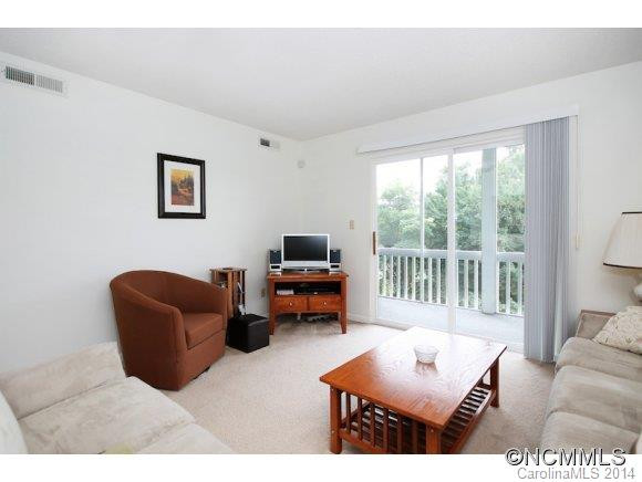 2403 Idle Hour Drive - Photo 4