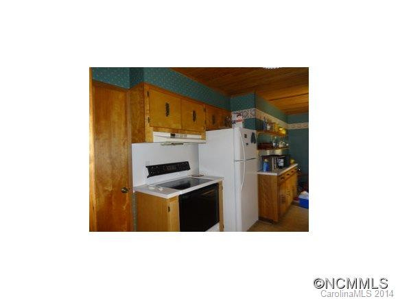 1820 Locust Knob Tower Rd - Photo 11