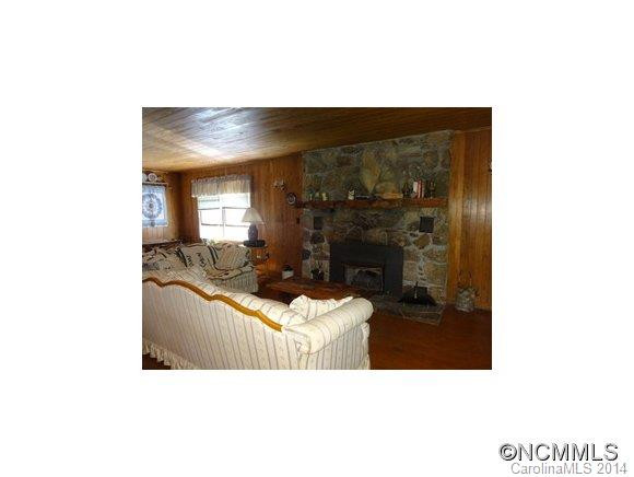 1820 Locust Knob Tower Rd - Photo 8
