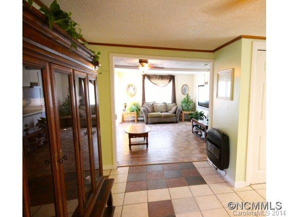 36 Parkwood Ave - Photo 13