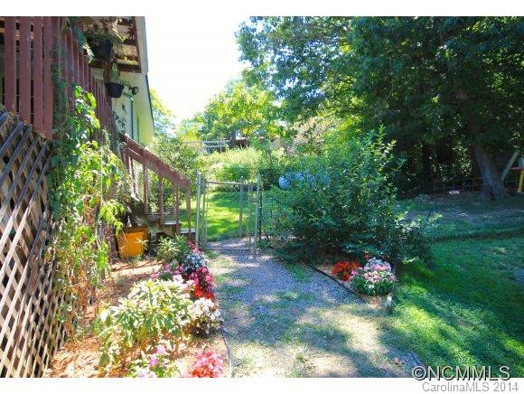 36 Parkwood Ave - Photo 19