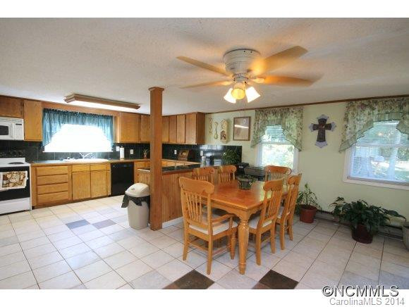36 Parkwood Ave - Photo 6
