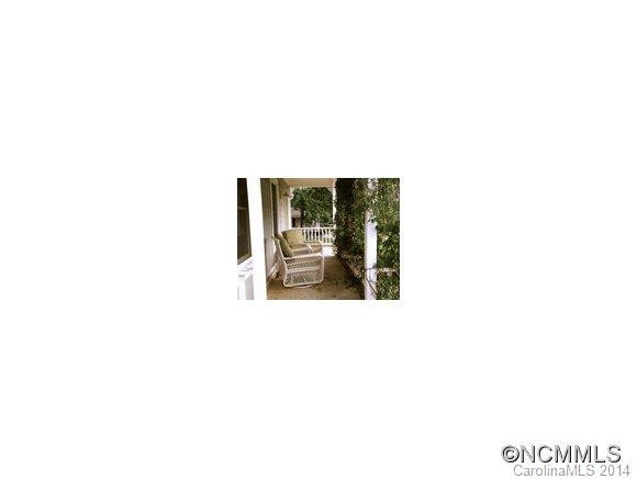 195 Stoneybrook Drive - Photo 3