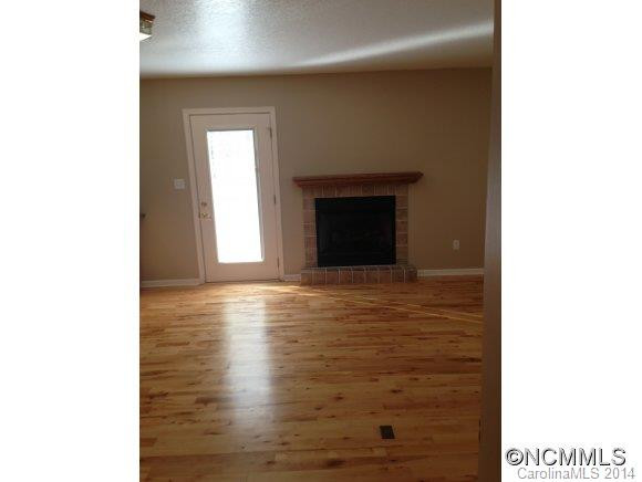 14 Aden Lane - Photo 3