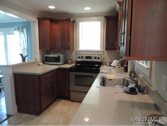 27 Lee Avenue - Photo 5