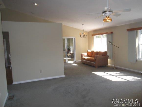 204 Karla Circle - Photo 4