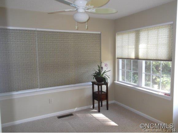204 Karla Circle - Photo 8
