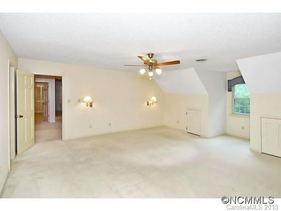 42 Charlyn Drive - Photo 12