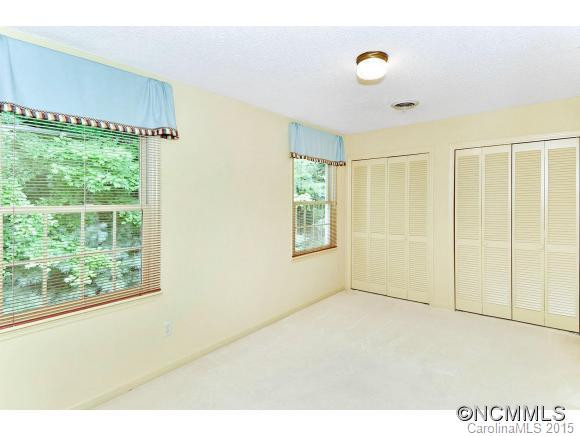 42 Charlyn Drive - Photo 15