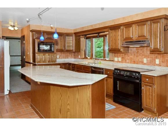42 Charlyn Drive - Photo 7